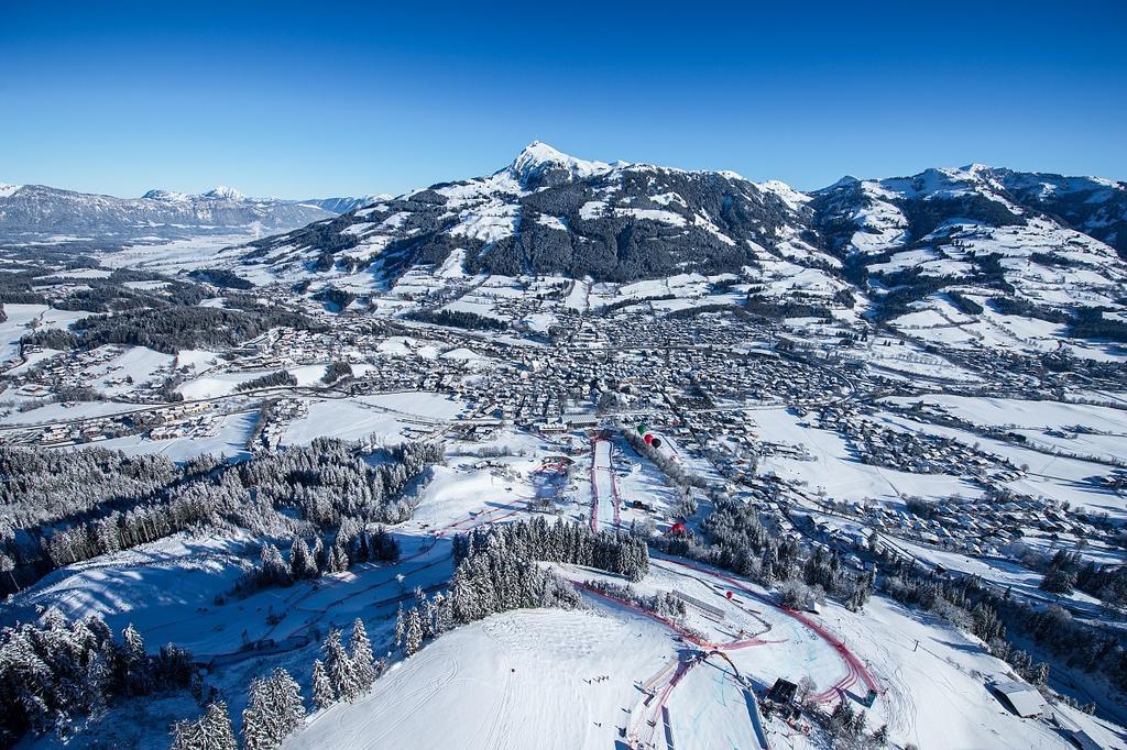 Malernhof Bed and Breakfast Kitzbühel Exteriör bild